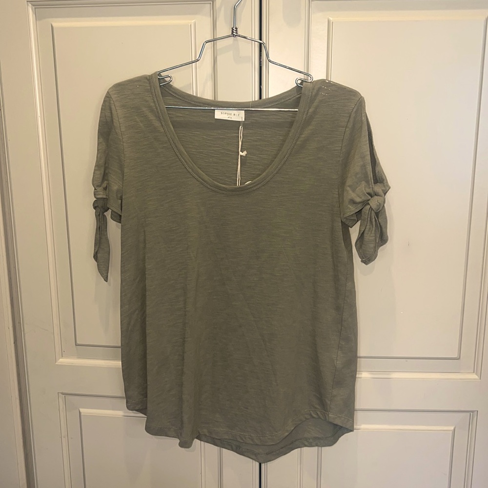 Sophie Rue small green top slit sleeves that tie. Nwt
